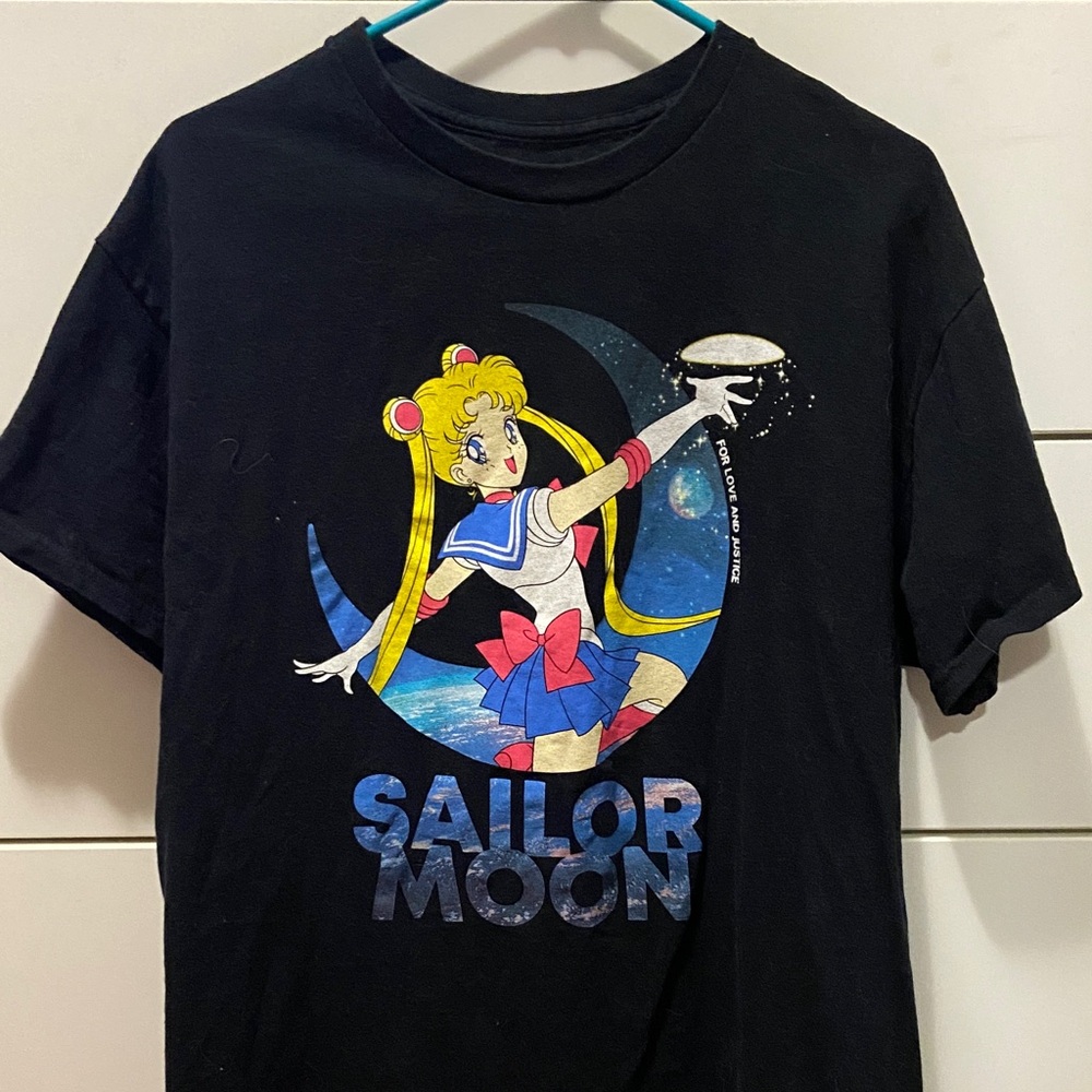 Sailor Moon T-Shirt Hot Topic